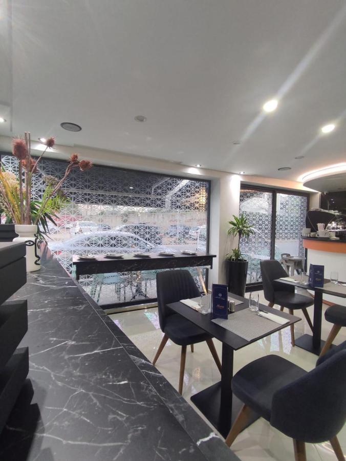 Lotus Hotel Casanearshore Casablanca Bagian luar foto